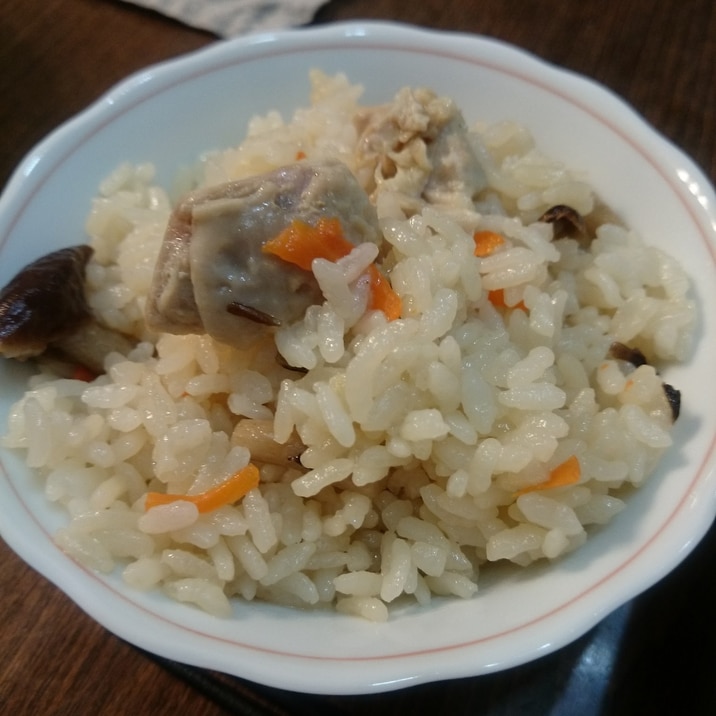 簡単！鶏肉としめじの炊き込みご飯（ハラル対応可）